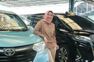 Bintarti, Kartini yang Mengelola Perawatan Puluhan Ribu Taksi Bluebird
