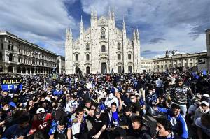 Suporter Inter Milan Turun ke Jalan Rayakan Scudetto Serie A ke-19