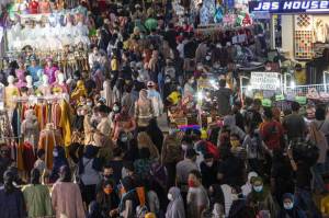 Kerumunan di Pasar Tanah Abang, IDI: Mudah-mudahan Sehat Semua