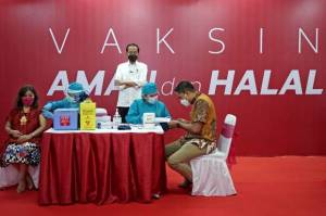 Bangkitkan Perdagangan, Thamrin City Gelar Vaksinasi Bagi 2.000 Pedagang dan Karyawan