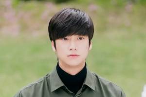 Na In Woo akan Tampil di Drama At a Distance Spring is Green Sebagai Kakak Park Ji Hoon