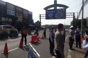 Polisi Tambah 2 Posko Penyekatan, Begini Suasana di Posko Sasak Jarang Bekasi