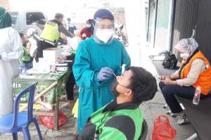 Masuk Jakarta Diperketat, 400 Rapid Test Antigen Disiapkan di Posko Penyekatan