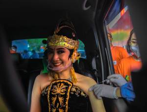 Gelar Vaksinasi di Prambanan, Aqua Dukung Program Wisata Aman di Jogja