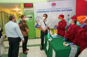 Seribu Karyawan Indocement Mulai Ikut Vaksin Gotong Royong