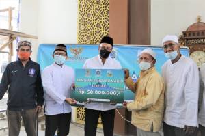 Pemkot Jakpus-Baznas Bazis Berikan Bantuan Renovasi Masjid di Kemayoran
