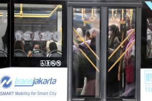 PPKM Mikro di Jakarta Tak Batasi Penumpang Transportasi Publik