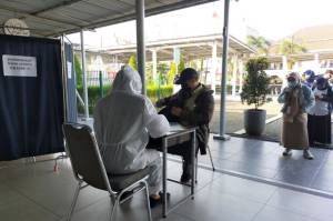 Rapid Antigen di Stasiun Bogor, Penumpang:  Setuju Saja, Apalagi Jakarta Zona Merah