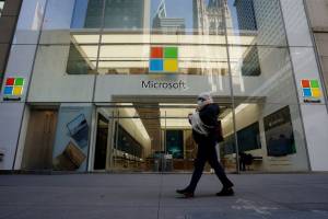 Perdana, Kapitalisasi Pasar Microsoft Tembus Lebih USD2 Triliun