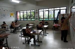 Ekonomi Warga Sulit, Pemkot Tangerang Larang Sekolah Naikkan Biaya SPP