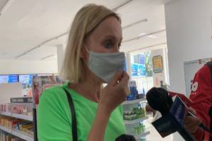 Ngider ke Klinik Kimia Farma untuk Divaksin, Bule Prancis Ini Gigit Jari