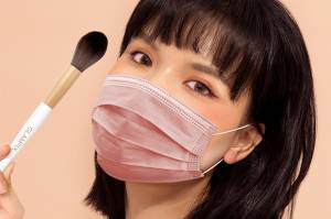 6 Tips Makeup On-Point Meski Pakai Masker