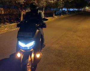 Tips Berkendara Sepeda Motor di Malam Hari