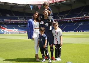 Lionel Messi Senang Pindah ke PSG, Keluarga Ikut Semringah