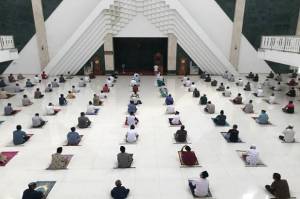 Masjid Raya Hasyim Asyari Tak Ikuti Imbauan DMI Soal Salat Jumat 2 Gelombang