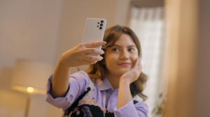 Marsha Aruan Bagikan Tips OOTD dengan Galaxy A32