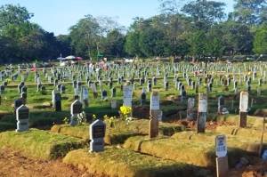 Kasus Covid-19 di Jakarta Melandai, Pemakaman Jenazah di TPU Bambu Apus Turun Drastis