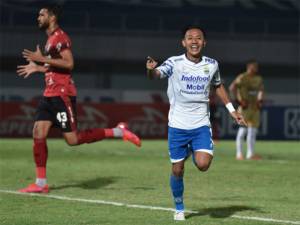Beckham Putra Nugraha, Pencetak Brace Pertama Persib ke Gawang Bali United
