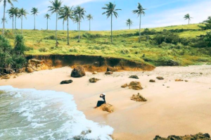 Indahnya Pantai Goa Walet, Pesona Sukabumi Selatan yang Cantik dan Eksotis