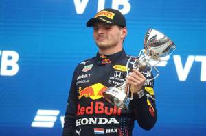 Naik Podium Kedua di Formula 1 GP Rusia Penebus Kegagalan Verstappen