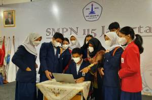 HUT SMPN 115 Jakarta Ke-44, Siswa Sukses Ciptakan Program E-Commerce