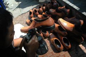 Mengincar Upah Murah, 100 Pabrik Sepatu Sudah Pindah ke Jawa Tengah