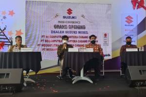 Suzuki Buka Empat Showroom di Tiga Provinsi