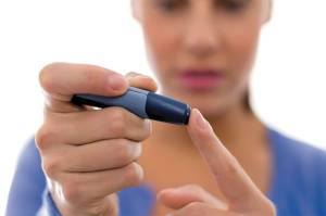 Rutin Pantau Kadar Gula Darah Sangat Penting buat Diabetesi