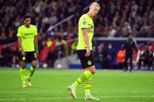 Borussia Dortmund Merana, Haaland Absen Hingga Tahun Depan