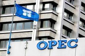 OPEC-Sekutu Tolak Seruan AS, Harga Minyak Terkerek Naik
