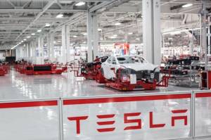 Tesla Buka Pabrik Peralatan Baterai Baru di Kanada