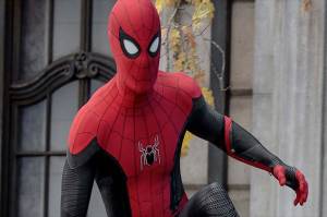 Tom Holland Ingin Orang Percaya Maguire dan Garfield Tak Ada di Spider-Man: No Way Home