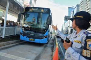 Kurangi Risiko Kecelakaan, Kecepatan Bus Transjakarta Dibatasi 50 Km/Jam
