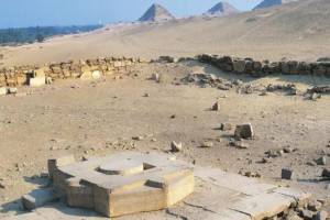 Arkeolog Temukan Kuil Matahari yang Hilang di Mesir