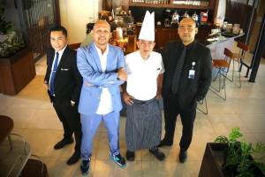 Padukan Kuliner Indonesia dan Western, The Surosowan Andalkan Sate Sineret