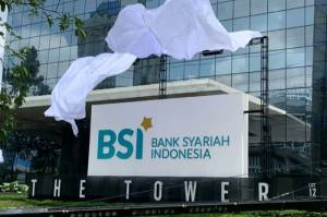 Mendorong BSI Jadi Lokomotif Keuangan Syariah Indonesia