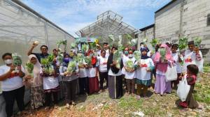 Relawan Ganjar Jalankan Program Sedekah Sayur Dongkrak Omzet Petani