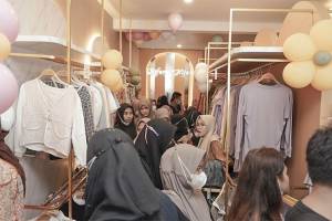 Rifany Hijab Buka Outlet Baru, Langsung Kebanjiran Pembeli