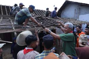 Jurus Ganjar Pranowo Turunkan Angka Kemiskinan di Jawa Tengah
