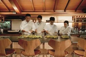 Gandeng Fritz Hansen Jakarta, Chef Jung Chan Hyuk Hadirkan Private Dining dengan Hidangan Eksklusif