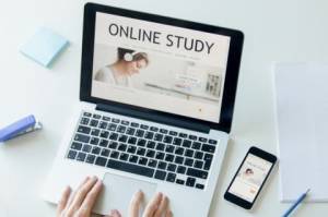 Peluang Bisnis Kursus Online Semakin Menjanjikan