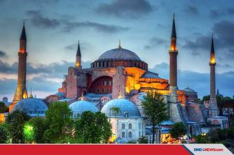 Sejarah Panjang Hagia Sophia