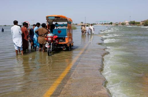 Banjir Bandang Tewaskan Lebih 100 Orang di Pakistan dan Afghanistan