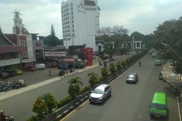 Jalan jalan di  Pusat  Kota  Bogor  pun Lengang