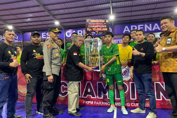 MAN 1 Makassar Berhasil Sabet Juara I Turnamen Futsal