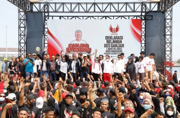 Ribuan Relawan Des Ganjar Makassar Gemakan Ganjar Presiden 2024
