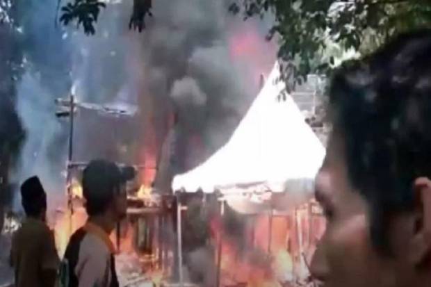 Viral Rumah Milik Pengantin di Gowa Terbakar, Uang Mahar Rp40 Juta Ludes