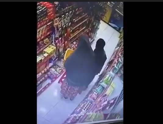 Miris! Ibu Ajak Anak Mencuri di Minimarket, Barang Curian Dimasukkan Daster