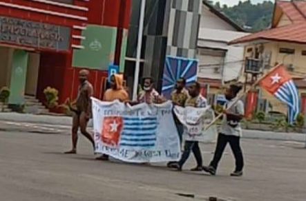 6 Orang Kibarkan Bintang Kejora Saat Panglima TNI Kunjungi Papua