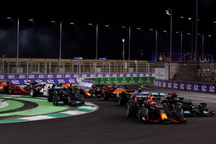 Hasil F1 2021 GP Arab Saudi: Menang di Jeddah, Hamilton Samai Poin Verstappen